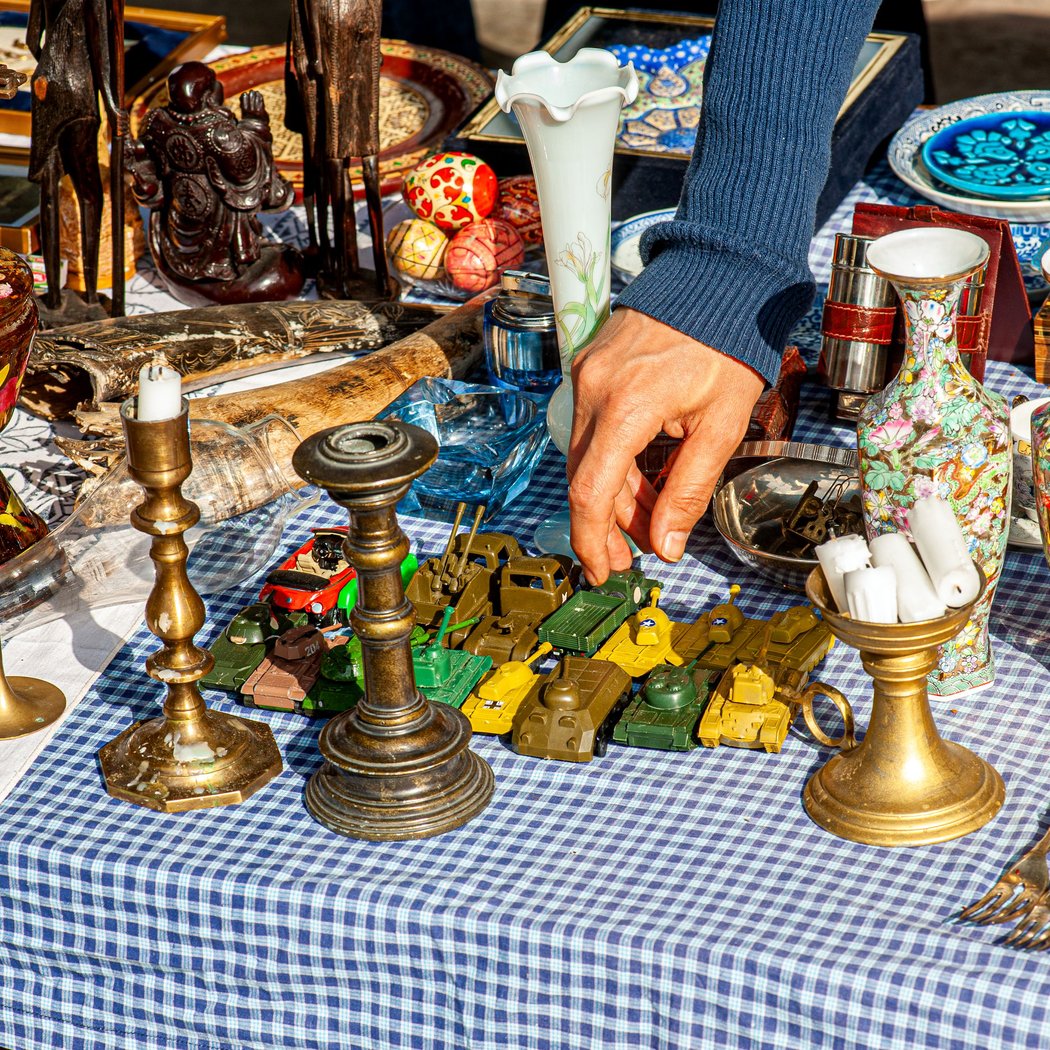 Community Yard Sale 3
